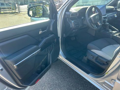 New 2026 Toyota Tacoma TRD Off-Road image 9