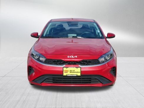 Certified 2022 Kia Forte LXS w/ LXS Technology Package image 2