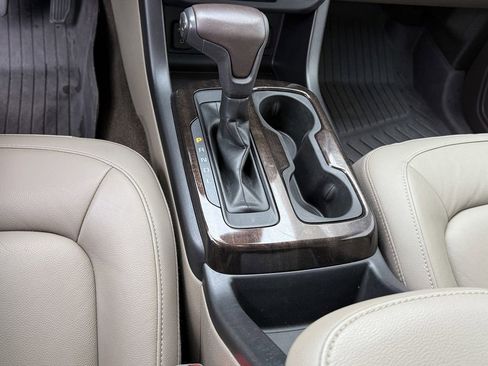 Used 2018 GMC Canyon SLT w/ Driver Alert Package image 27