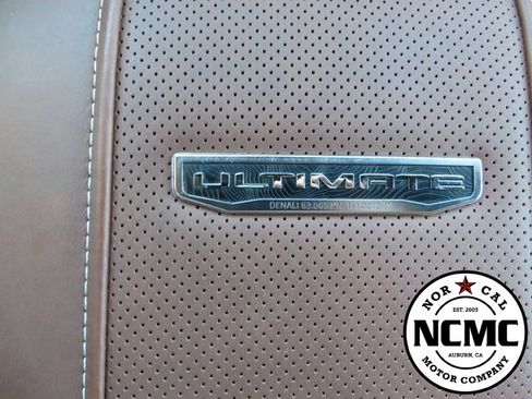 Used 2024 GMC Sierra 3500 Denali Ultimate image 43