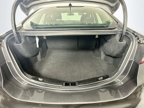 Used 2017 Ford Fusion SE w/ Equipment Group 201A FWD image 26