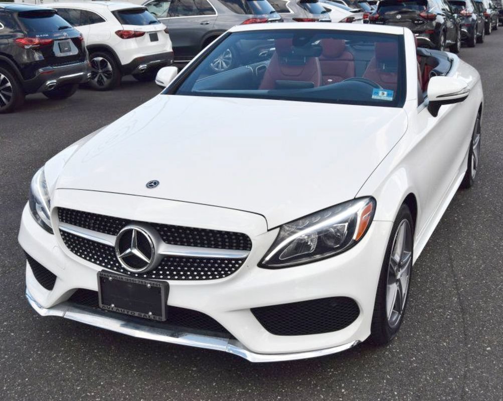 Used 2018 Mercedes-Benz C 300 4MATIC Cabriolet image 2