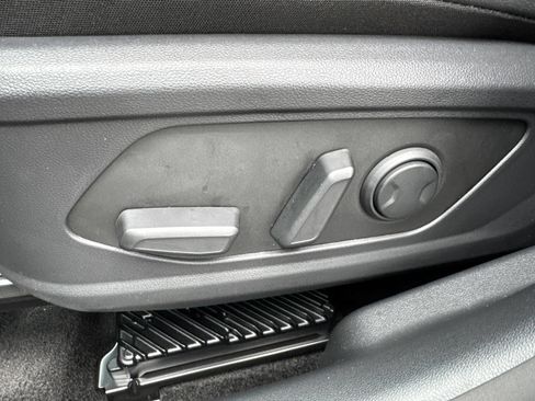 Certified 2026 Hyundai Tucson Limited AWD/4WD image 19