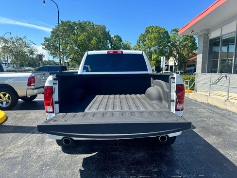 Used 2017 RAM 1500 Express w/ Express Value Package RWD image 7