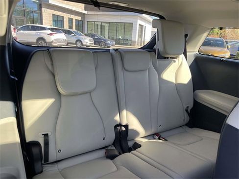 New 2026 Kia Carnival SX image 18