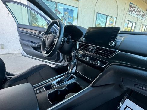 Used 2018 Honda Accord Sport image 24