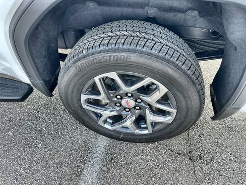 New 2026 GMC Sierra 1500 SLT RWD image 12
