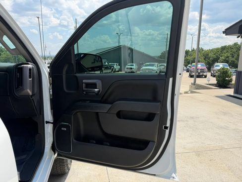 Used 2018 GMC Sierra 1500 SLT AWD/4WD image 46