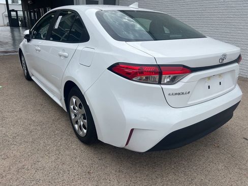 Used 2026 Toyota Corolla LE FWD image 6