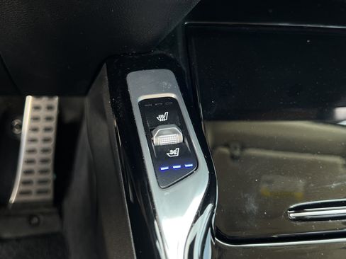 Used 2022 Kia Sorento SX Prestige w/ Rust Color Package image 23