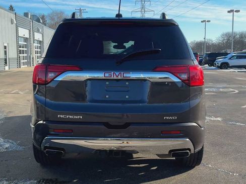 Certified 2019 GMC Acadia Denali image 3