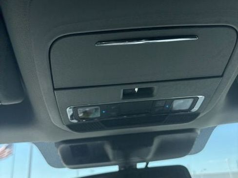 Used 2025 Ford F350 Lariat w/ Chrome Package image 16