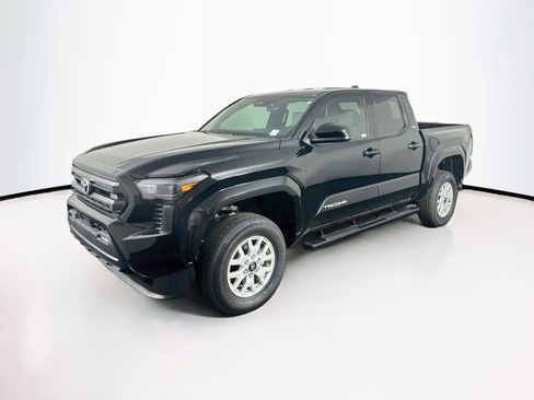 Used 2026 Toyota Tacoma SR5 RWD image 3