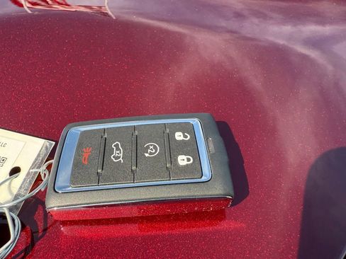 New 2025 Jeep Grand Cherokee Laredo image 29