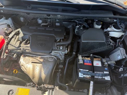 Used 2015 Toyota RAV4 XLE image 38