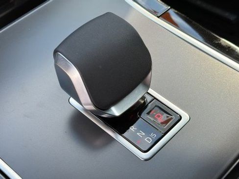 New 2026 Land Rover Range Rover Velar S image 22