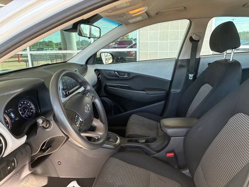 Used 2021 Hyundai Kona SE AWD/4WD image 16