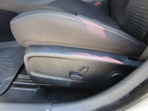 Used 2020 Dodge Charger R/T w/ Performance Handling Group image 10