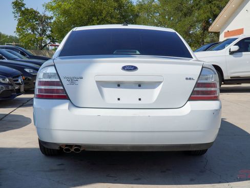 Used 2008 Ford Taurus SEL image 5