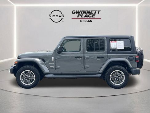 Used 2019 Jeep Wrangler Unlimited Sahara w/ Cold Weather Group AWD/4WD image 23