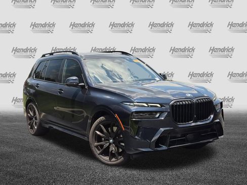Used 2024 BMW X7 xDrive40i w/ Executive Package AWD/4WD image 2