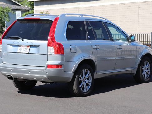 Used 2013 Volvo XC90 3.2 image 9