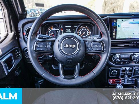 Used 2024 Jeep Wrangler Unlimited Rubicon image 28