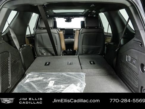 Used 2025 GMC Yukon Denali Ultimate image 34
