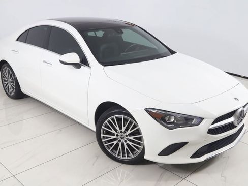 Used 2021 Mercedes-Benz CLA 250 4MATIC w/ Premium Package image 16