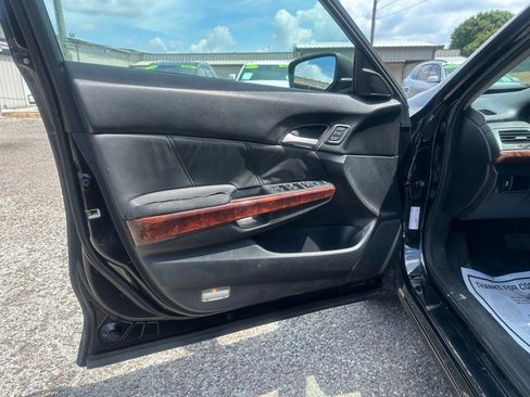 Used 2012 Honda Crosstour EX-L image 11