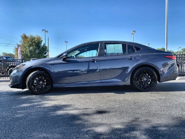 Used 2026 Toyota Camry SE w/ Convenience Package FWD image 5