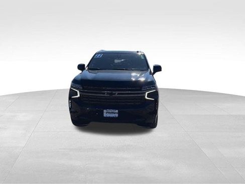 Used 2022 Chevrolet Suburban RST w/ Sport Performance Package AWD/4WD image 3