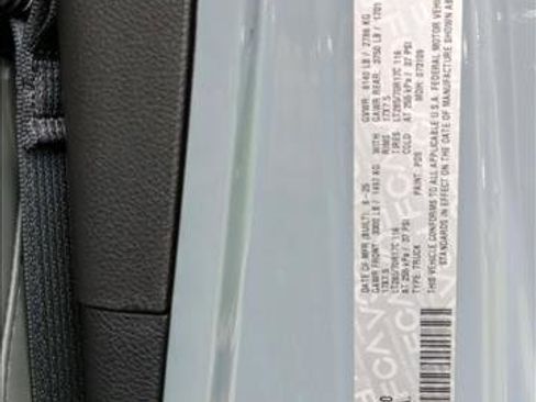 New 2025 Jeep Gladiator Mojave w/ Convenience Group image 20