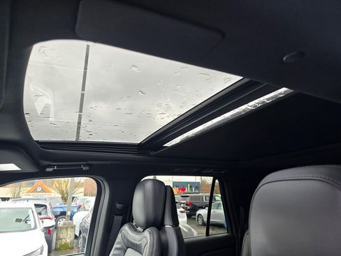 Used 2024 Lincoln Navigator L Reserve image 24