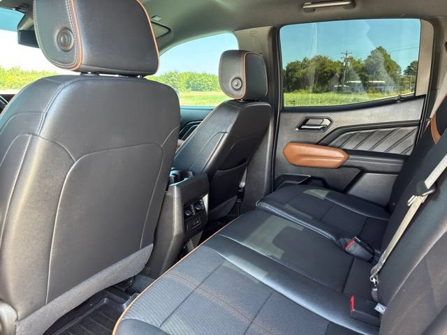 Used 2025 GMC Canyon AT4 AWD/4WD image 25
