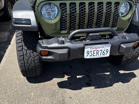 Used 2024 Jeep Wrangler Unlimited Sport AWD/4WD image 4