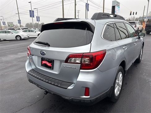 Used 2015 Subaru Outback 2.5i Premium w/ Popular Package #3 image 4