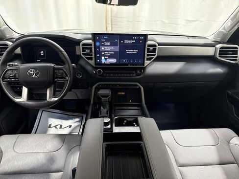 Used 2024 Toyota Tundra Limited AWD/4WD image 15