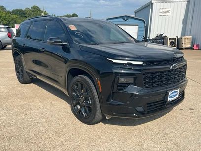 Used 2025 Chevrolet Traverse RS