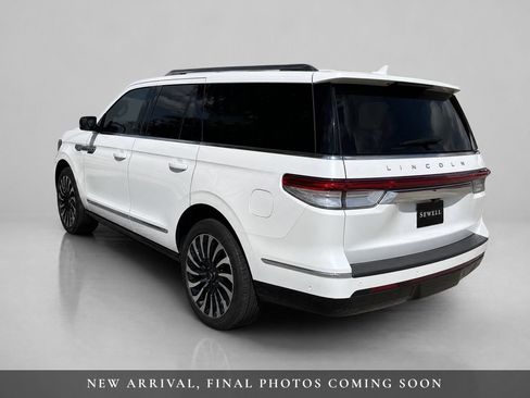 Used 2023 Lincoln Navigator Black Label AWD/4WD image 4