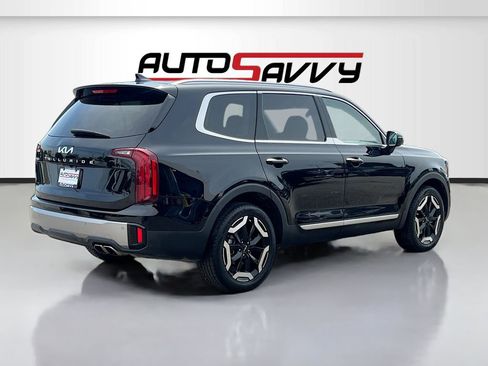 Used 2024 Kia Telluride S w/ S Sunroof Package FWD image 7