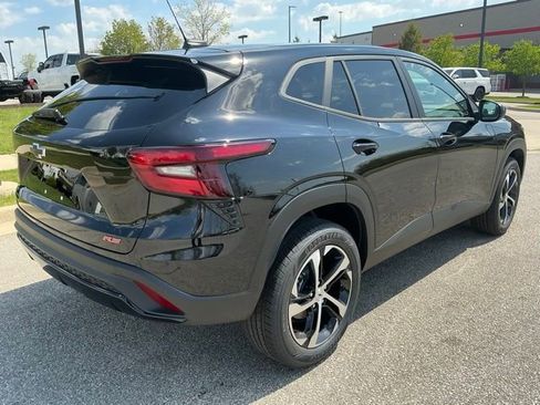 New 2026 Chevrolet Trax RS w/ Driver Confidence Package FWD image 5