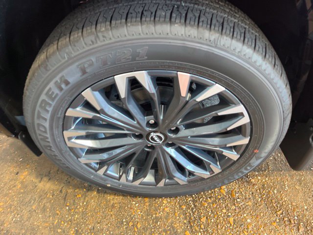 Certified 2026 Nissan Rogue Platinum AWD/4WD image 8