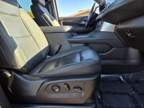 Used 2024 Chevrolet Tahoe LT image 14