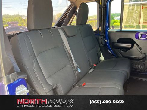 Used 2018 Jeep Wrangler Unlimited Sport S AWD/4WD image 21