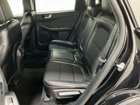 Used 2025 Ford Escape ST-Line AWD/4WD image 18