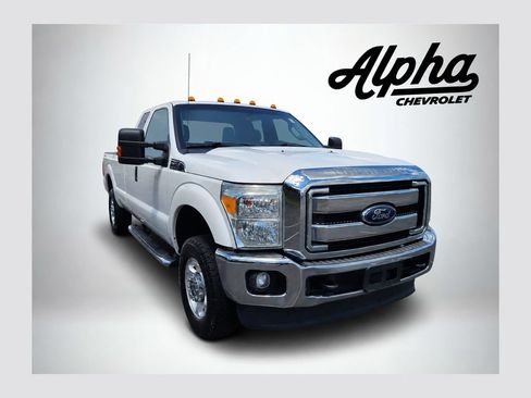 Used 2015 Ford F250 XLT w/ XLT Value Package AWD/4WD image 1