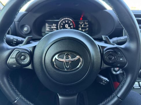 Certified 2022 Toyota GR86 image 28