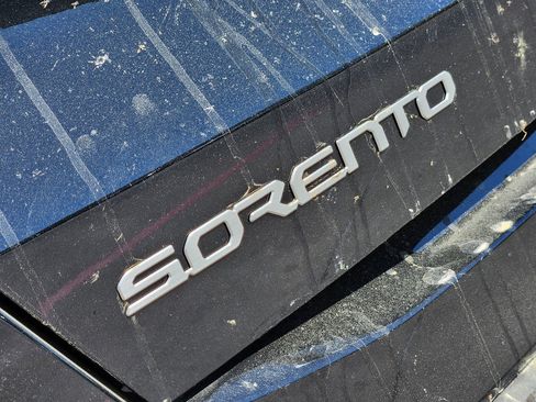 New 2026 Kia Sorento LX image 8