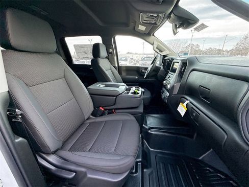 New 2026 GMC Sierra 3500 Pro w/ Convenience Package image 17